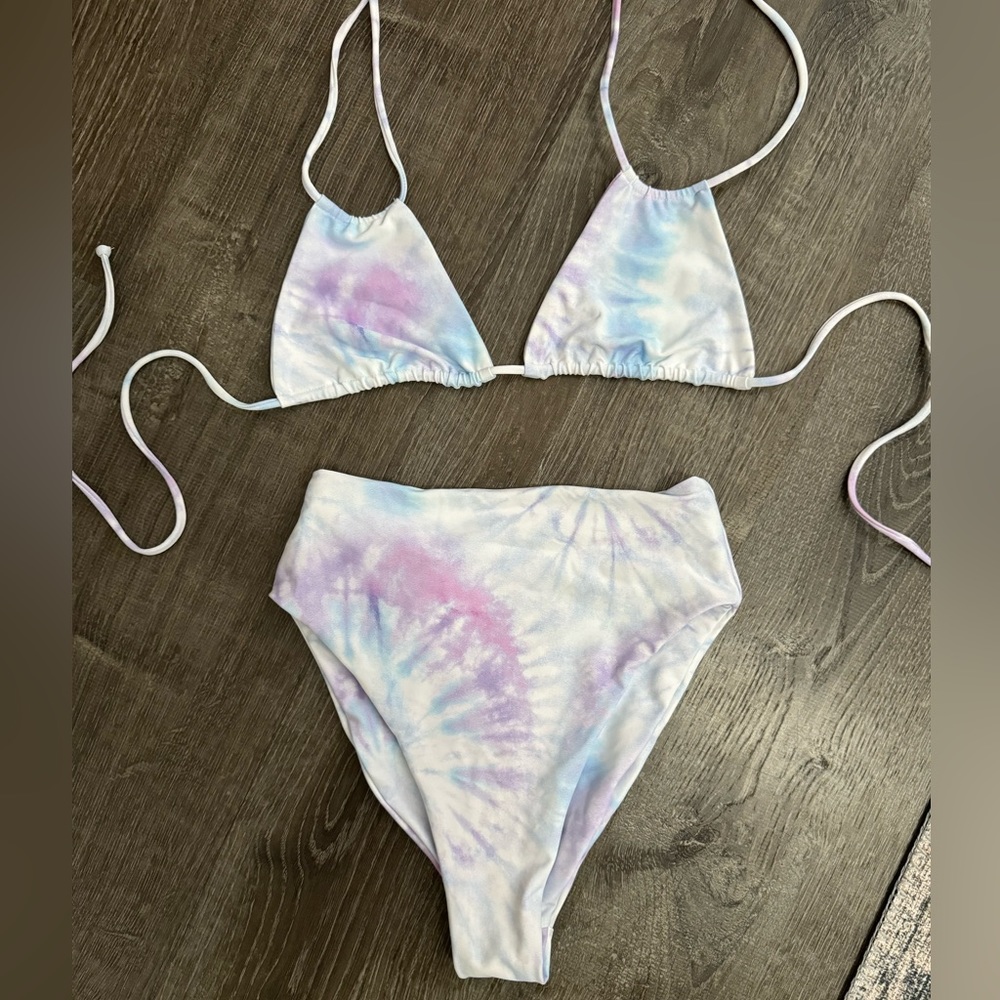 Light tie dye Skatie bikini